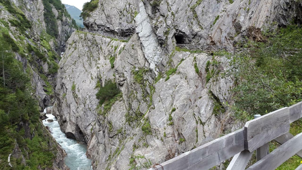 Haus Gartenheim Kals-am Großglockner Zewnętrze zdjęcie